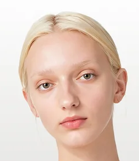 Fresh hydrated skin after ESSIVIA routine
